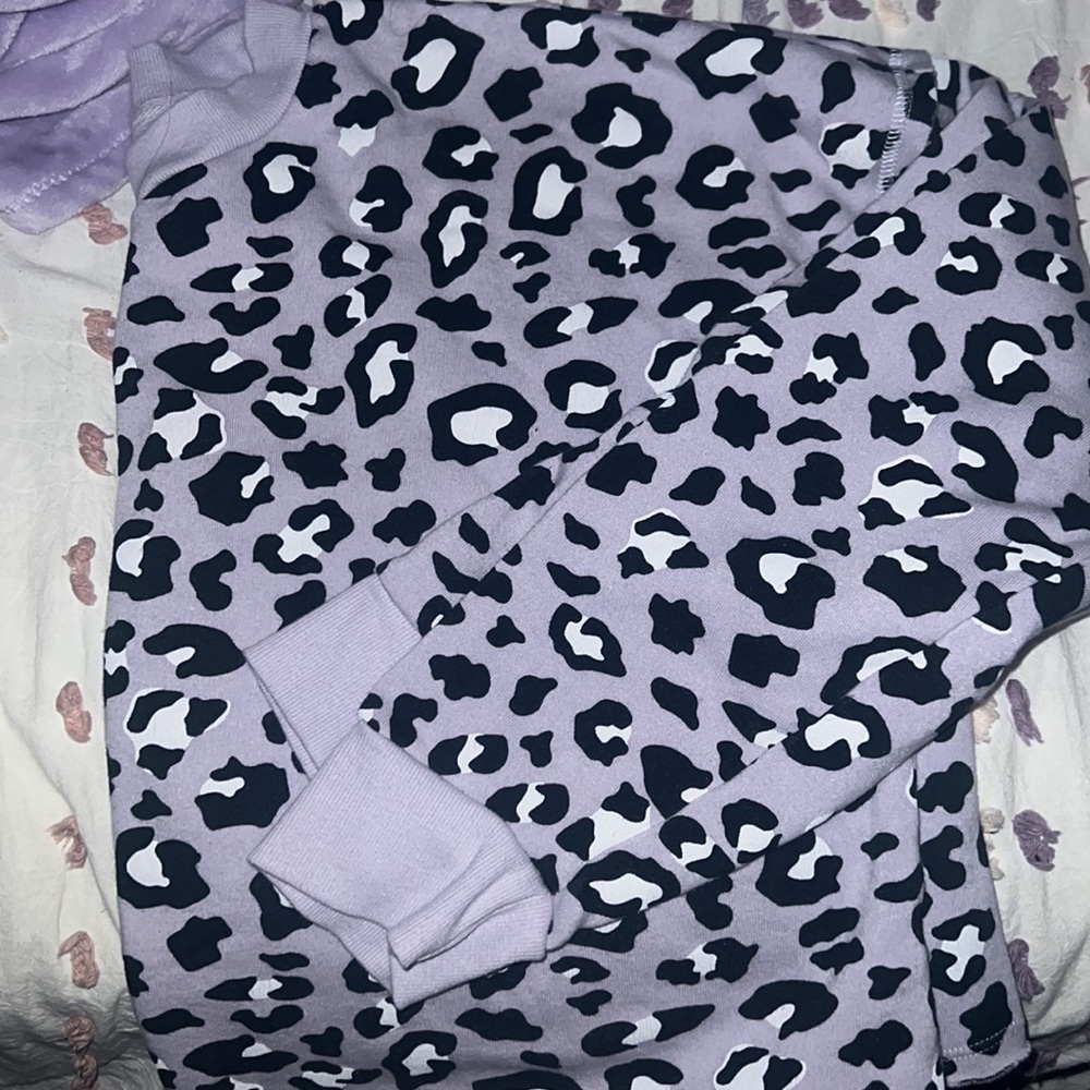 Colsie Sweatshirt - Picture 2 of 3